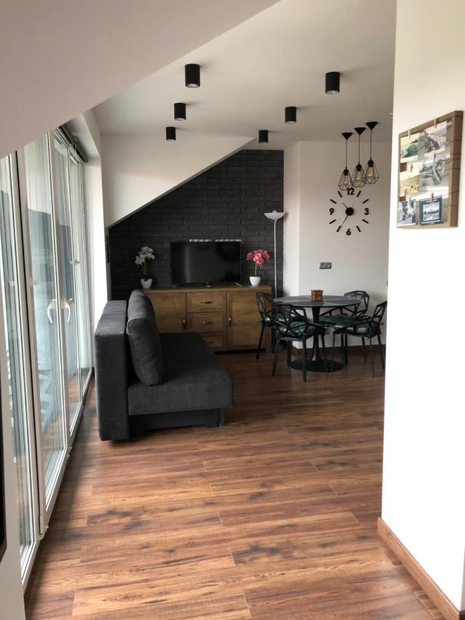 Apartament U Maksa W Slonecznych Apartamentach อุสตรอเนียมอร์สเกีย ภายนอก รูปภาพ